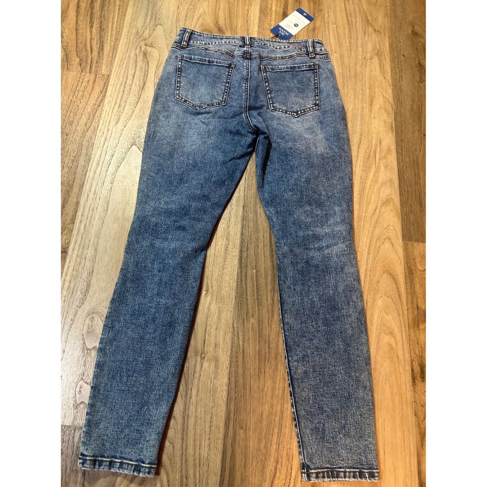 Cabi The Skinny Jeans 4328 Vintage Blue Wash Distressed Denim Size 10 NEW